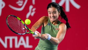 alexandra eala hong kong 2025