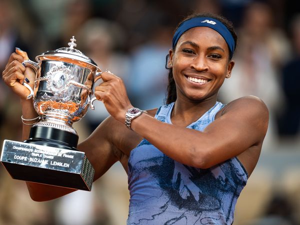 Coco Gauff Roland Garros 2025 title trophy