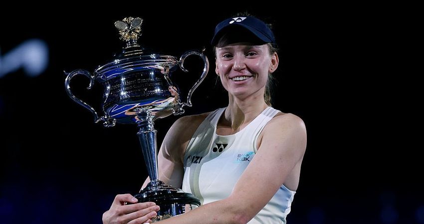 Elena Rybakina w/ trophy, Australian Open 2026