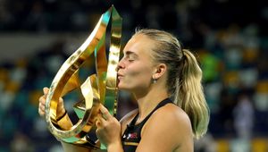 Sara Bejlek, 2026 Abu Dhabi trophy (Getty)