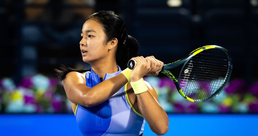 Alexandra_Eala_-_Dubai_Duty_Free_Tennis_Championships_2026_-_Day_1-DSC_8440