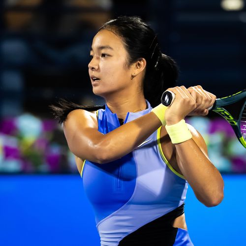 Alexandra_Eala_-_Dubai_Duty_Free_Tennis_Championships_2026_-_Day_1-DSC_8440