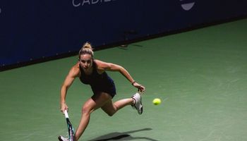 Elizabeth Mandlik, ATX Open R1