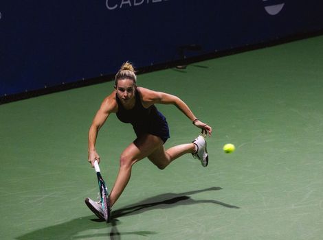 Elizabeth Mandlik, ATX Open R1