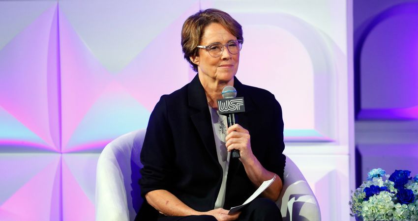 Mary Carillo