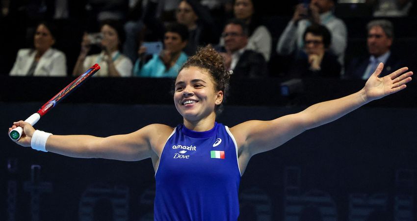 jasmine paolini billie jean king cup 2025