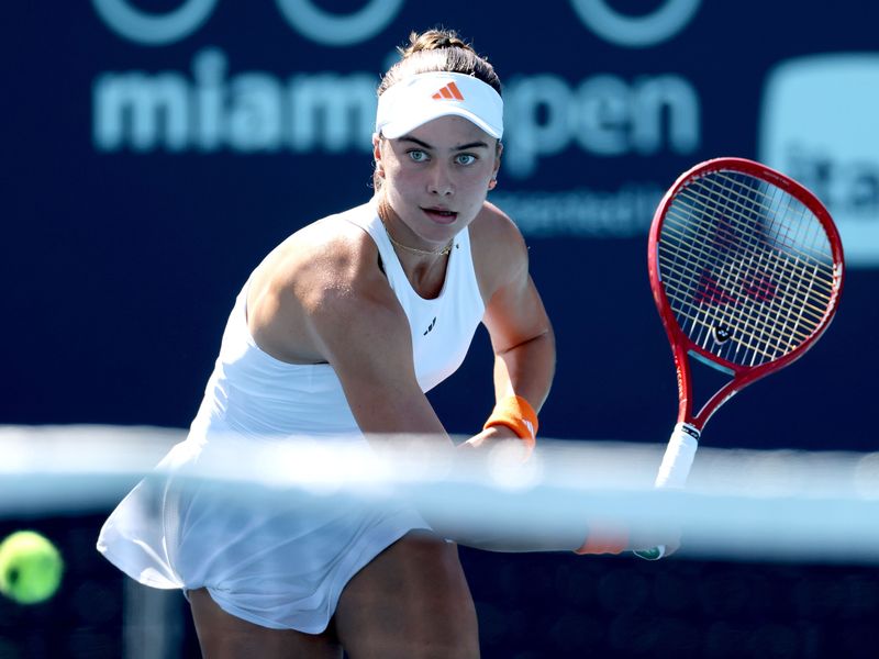 Jovic concedes just three games to Badosa in Miami second round