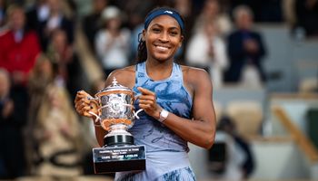 Coco Gauff, Roland Garros 2025 trophy