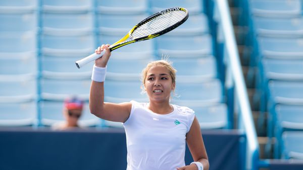 Zarina_Diyas_-_2019_Western_Southern_Open_-DSC_7612