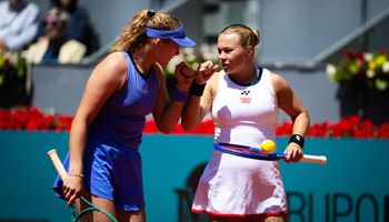 Mirra Andreeva and Diana Shnaider