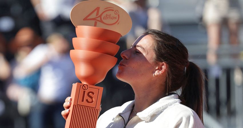 Navarro, Strasbourg trophy