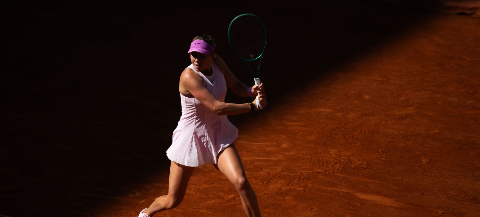 Amanda_Anisimova_-_Roland_Garros_2026_-_Day_2-DSC_2960A