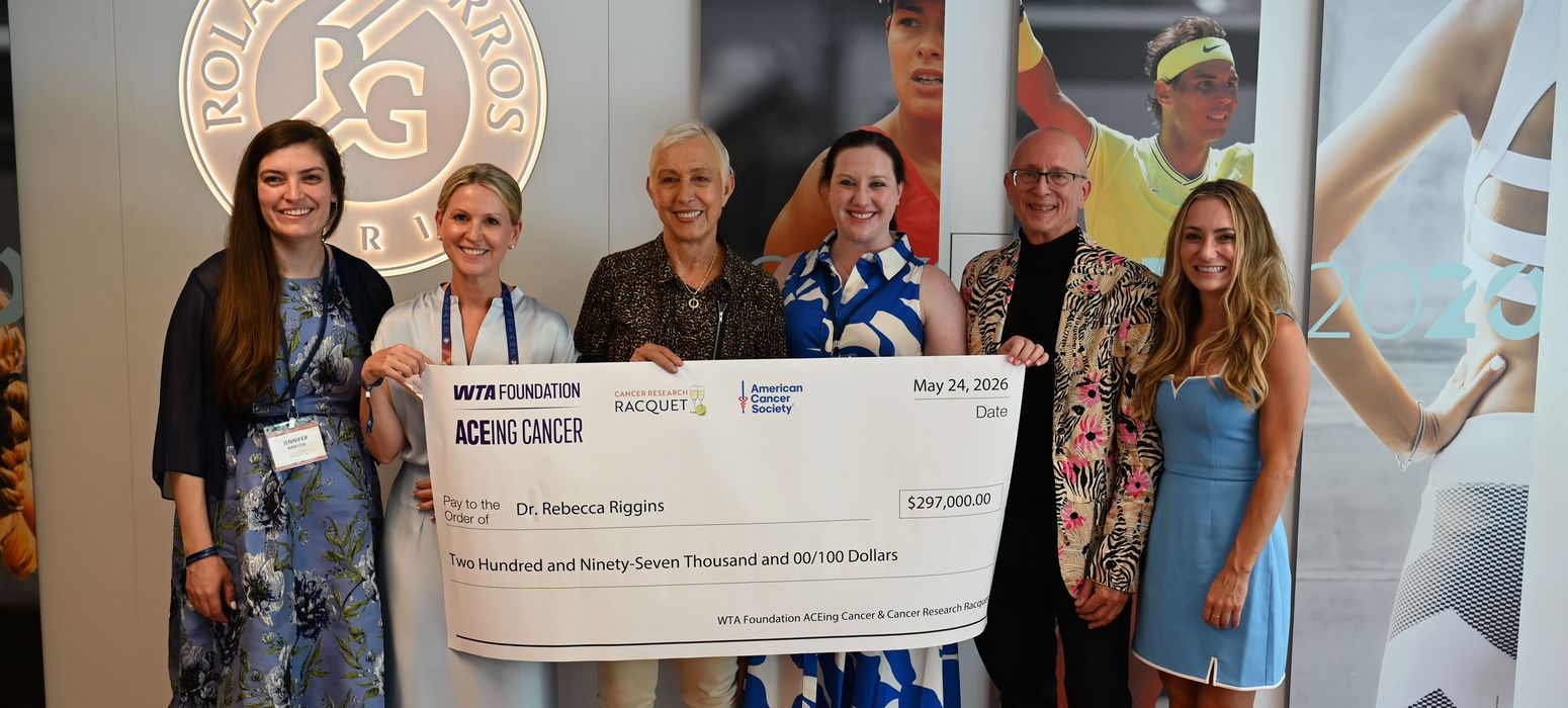 Photo Caption_Dr. Jennifer Karlow,_Ann Austin,_Martina Navratilova,_Dr. Rachel Dittmar,_Rob Kinas_Alexis Wendl