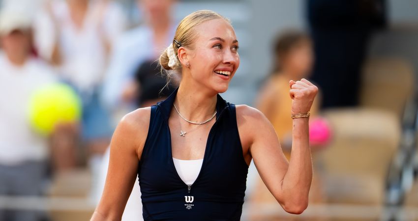 Anastasia_Potapova_-_Roland_Garros_2026_-_Day_7-DSC_8383B