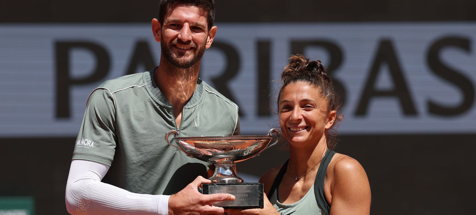 Errani Vavassori Mixed Doubles trophy Roland Garros 2026