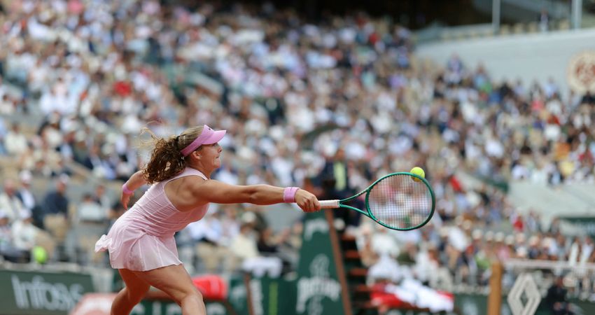Andreeva snaps Kostyuk's winning streak to reach first major final