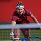 Marie Bouzkova, Queen's 2026