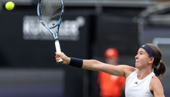 Bartunkova Berlin v Shnaider