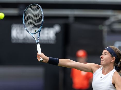 Bartunkova Berlin v Shnaider