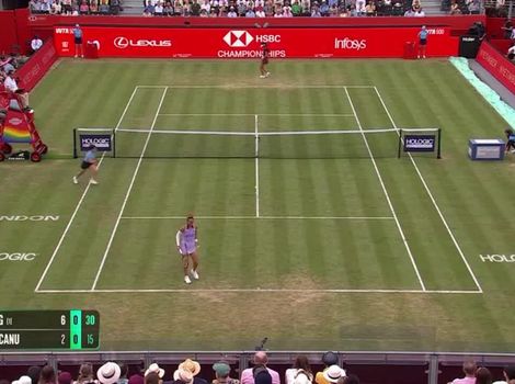 Full match replay: Heavy hitting guides Zheng past Raducanu at 2025 Queen's