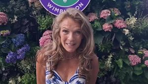 Annabel Croft congratulates Virginia Wade on high British honor 