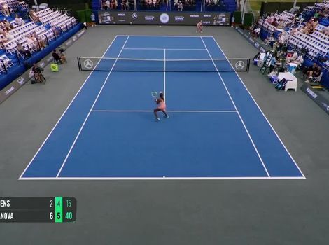 Hot shot_ Darja Vidmanova finds the lob to seal Memphis breakthrough win