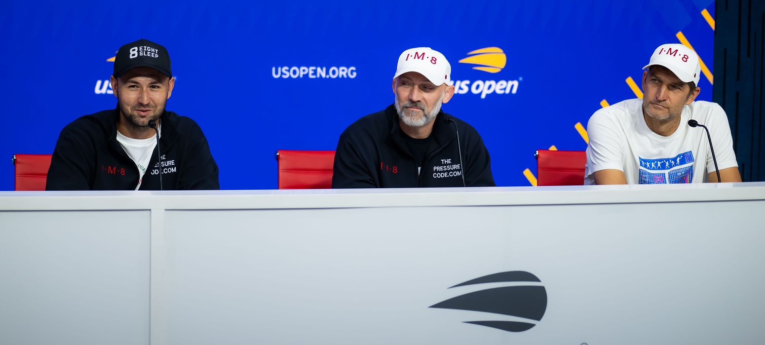 Sabalenka's coaches
