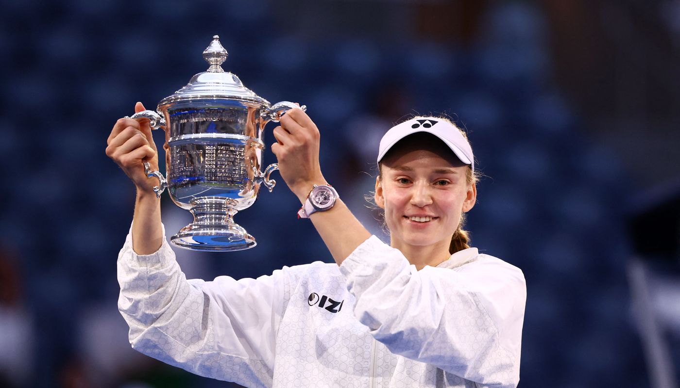 Rybakina lifts the US Open trophy in September 2026