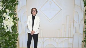 Mary Carillo