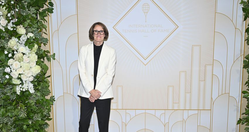 Mary Carillo