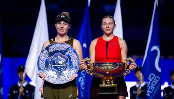 Amanda_Anisimova_Linda_Noskova, Day 12 China Open