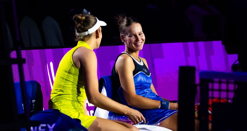 Elise_Mertens_Veronika_Kudermetova_-_WTA_Finals_Riyadh_2025_-_Day_8-DSC_2952