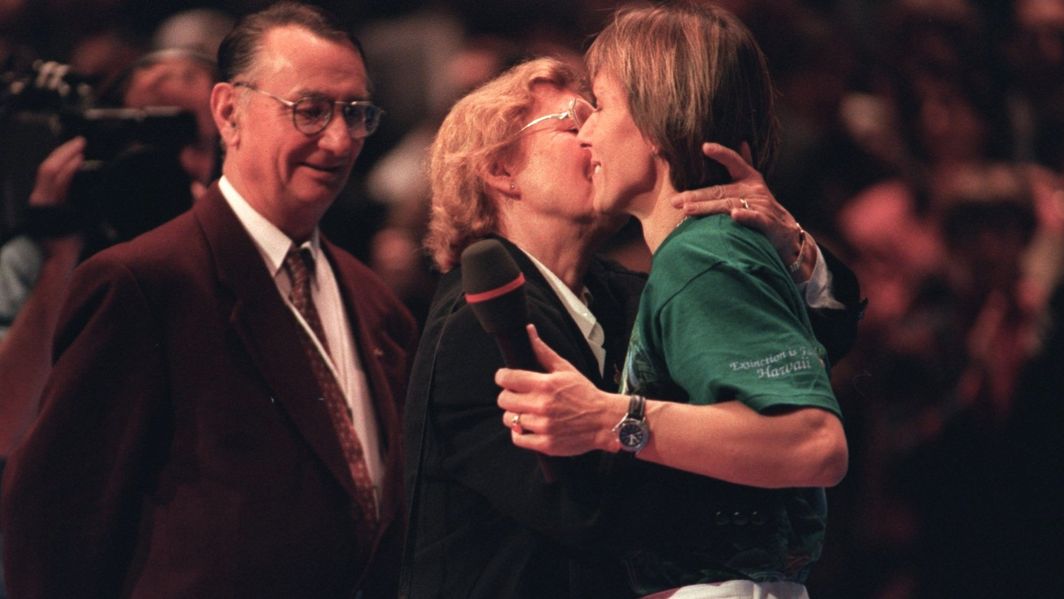 5_1994_Navratilova Parents_MSG_Getty