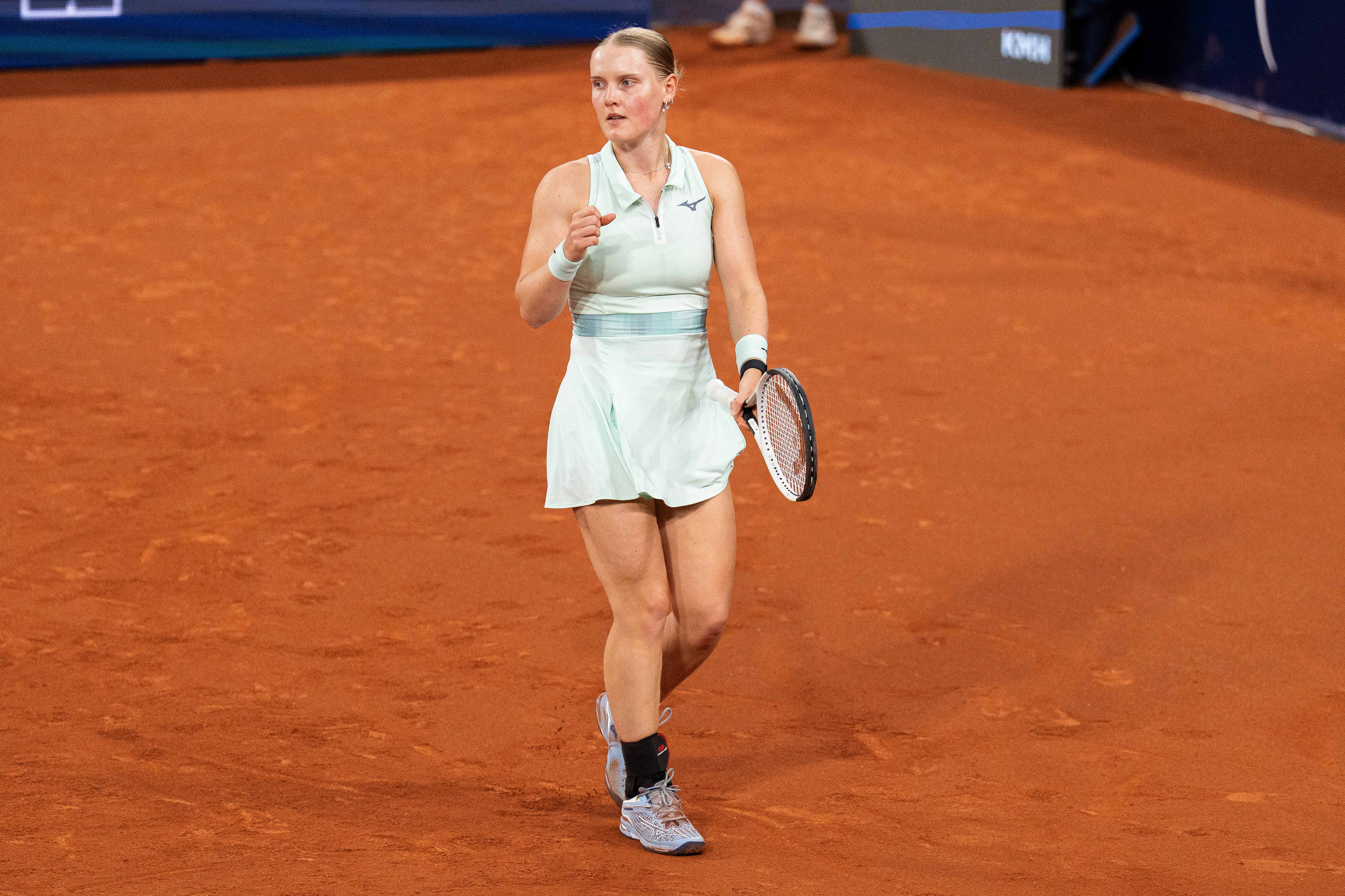 Lamens upsets No. 2 seed Noskova in Rouen; into first quarterfinal of 2025