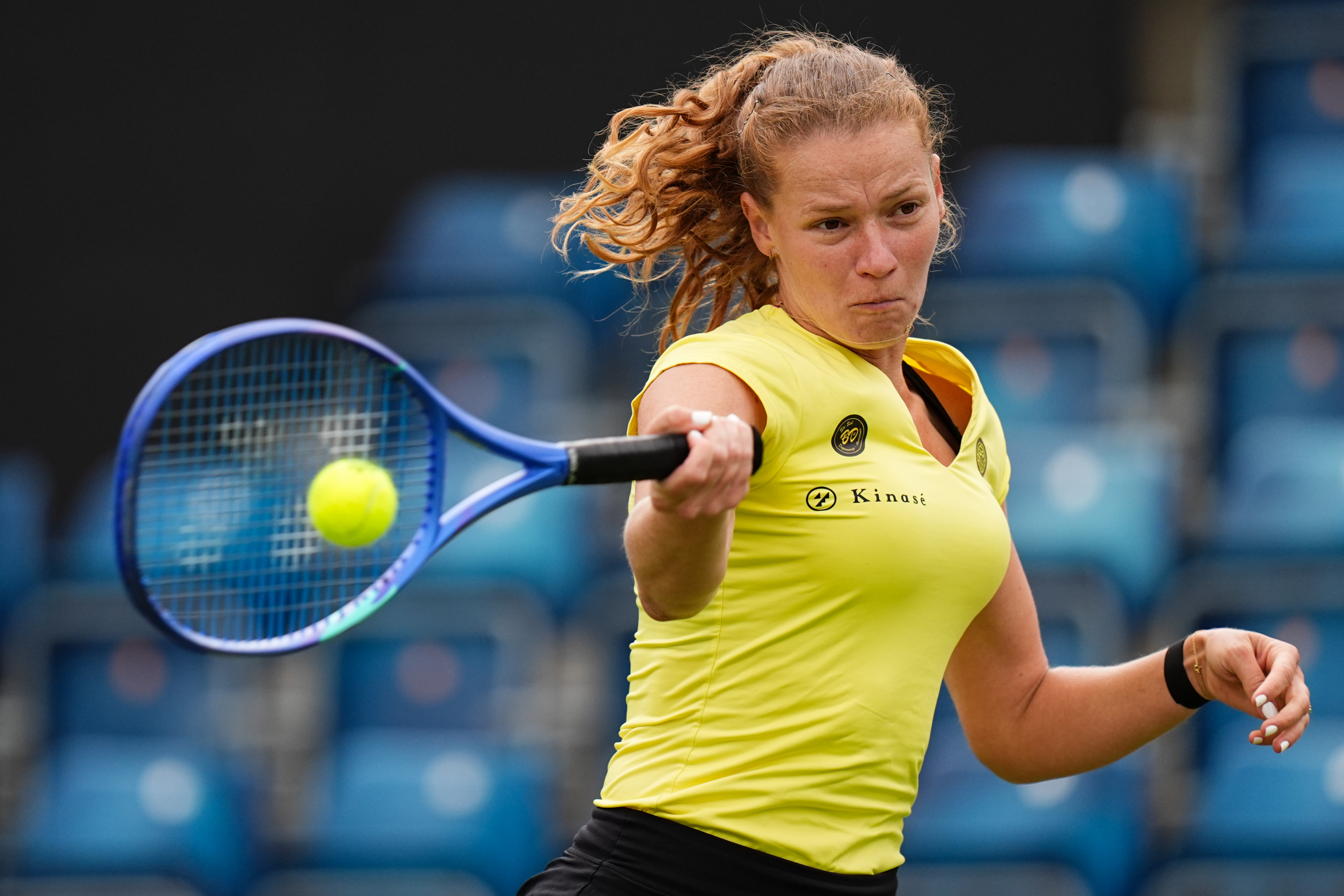 Ponchet holds off Palicova in Prague to make second quarterfinal of 2025