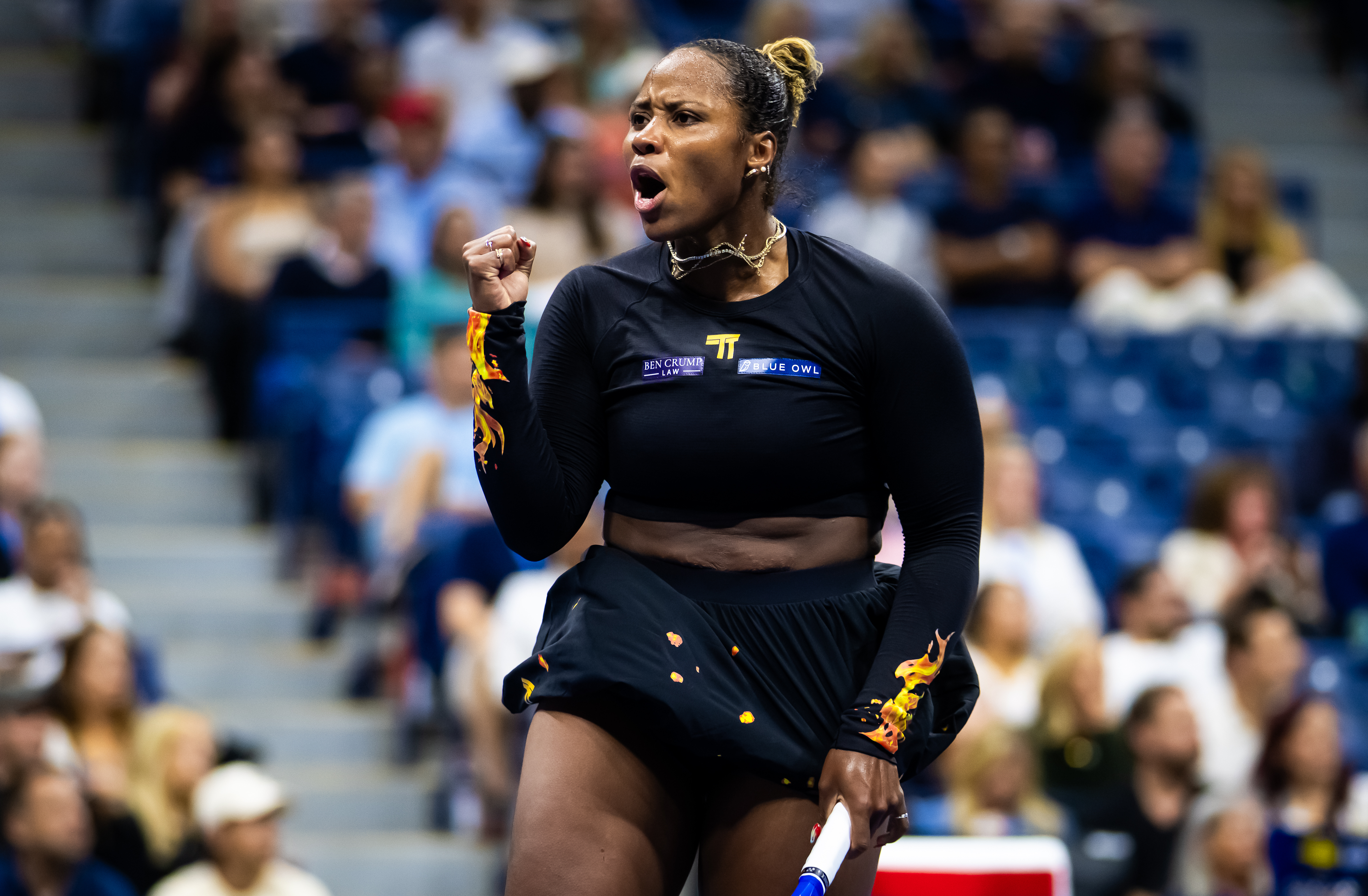 Townsend upsets Andreeva under the lights in New York