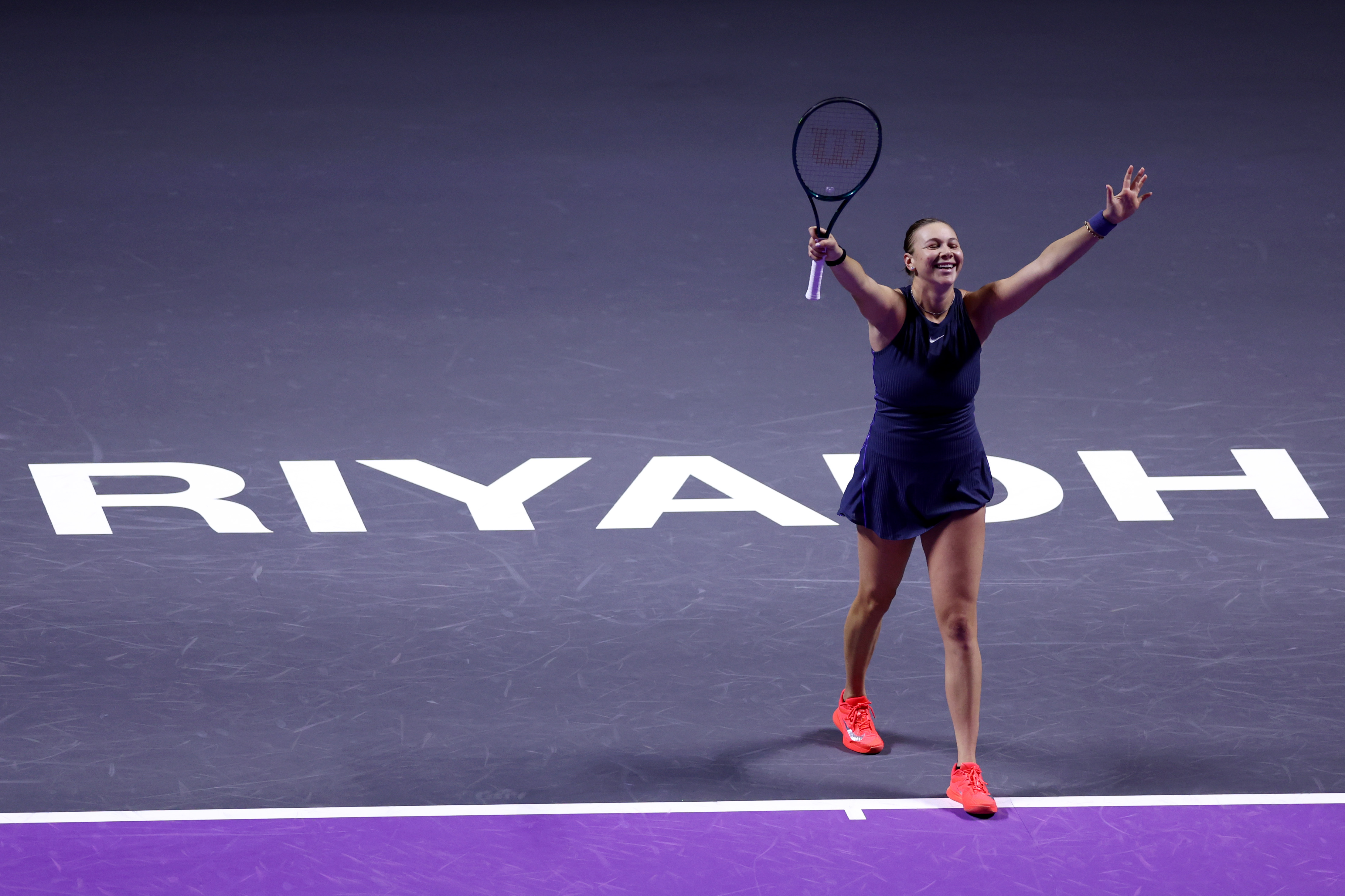 Anisimova digs deep to topple Swiatek in Riyadh thriller