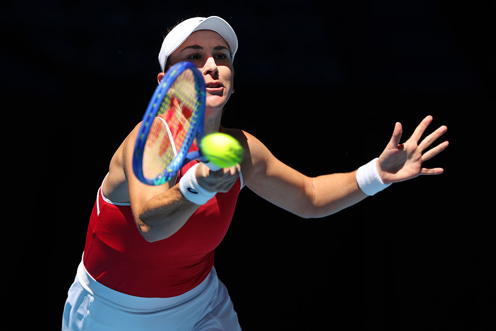 Bencic surges to open Swiss United Cup account