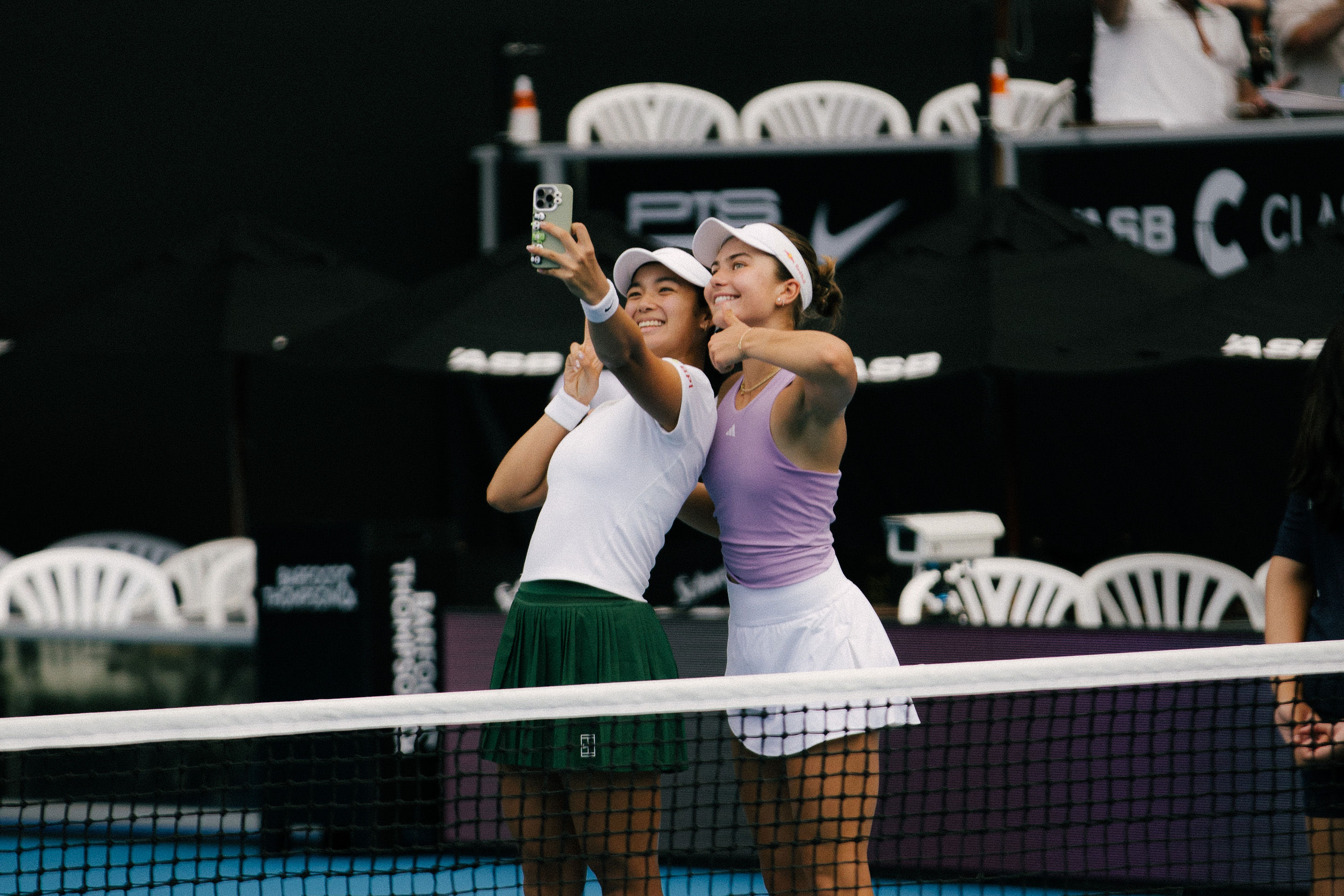 Eala Jovic tennis handshake French Open 2024 The Dynamics of Competition Among Friends