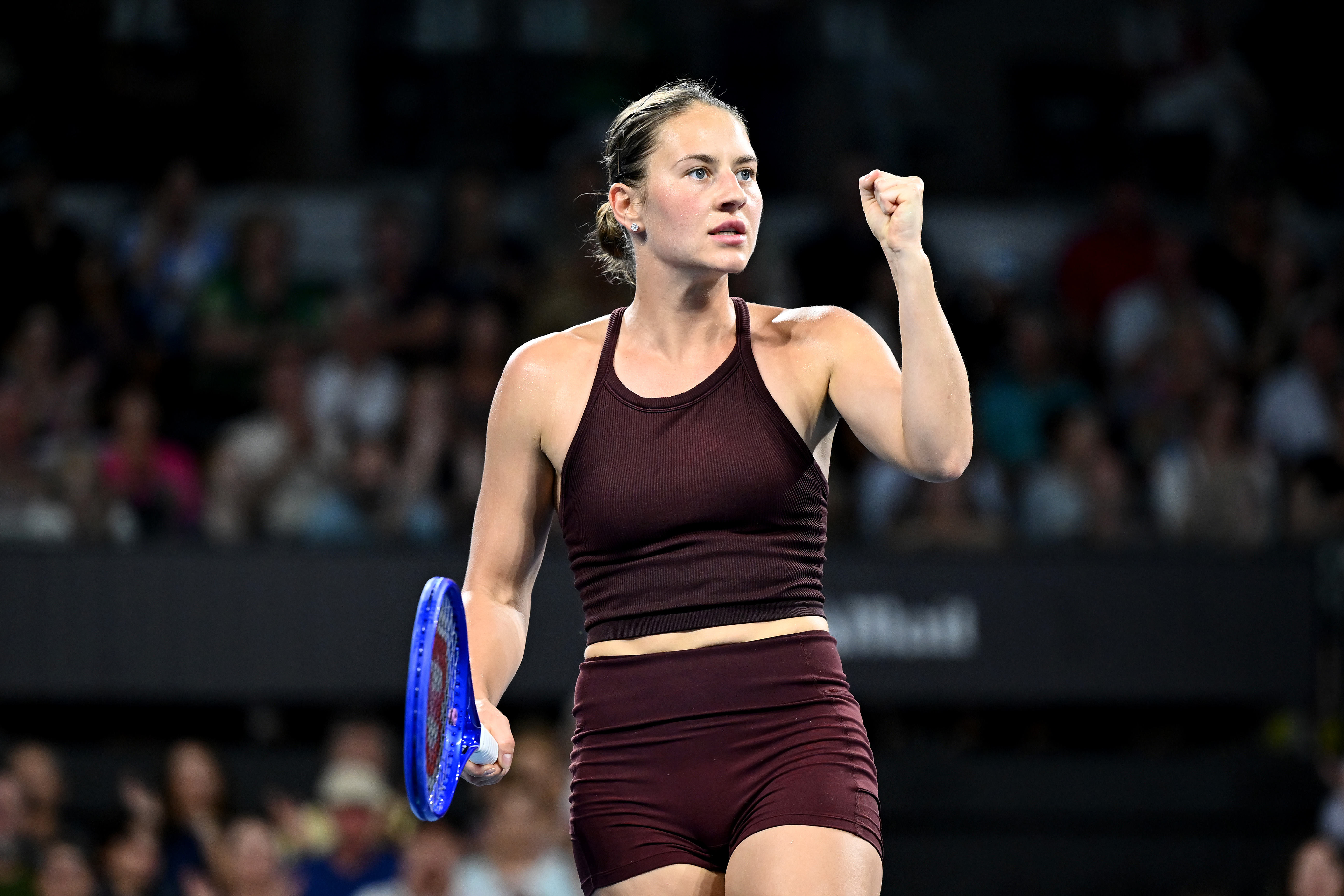 Kostyuk Overpowers Andreeva for Brisbane Semifinal Spot