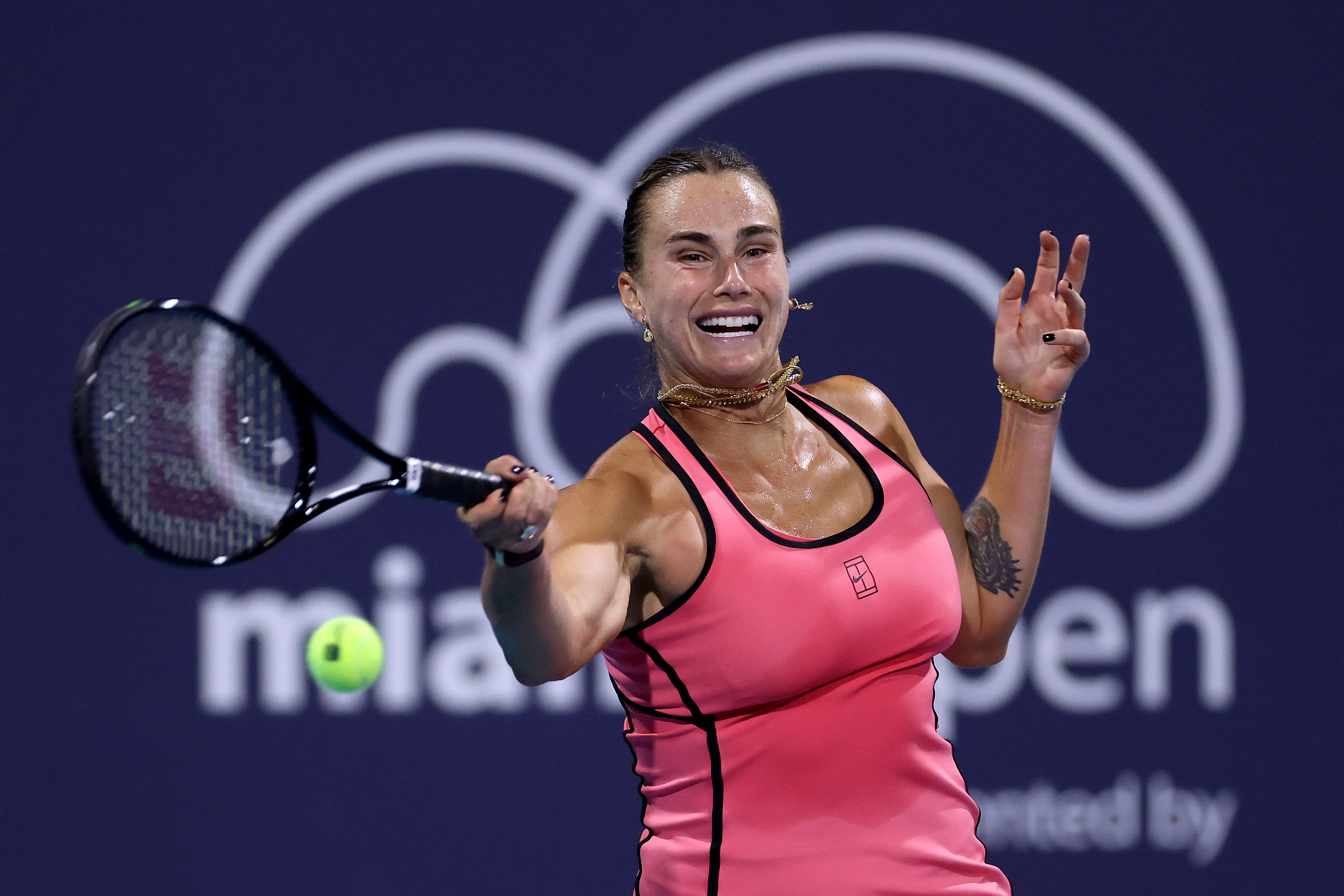 Sabalenka embraces the fight in Miami return to earn seventh straight win