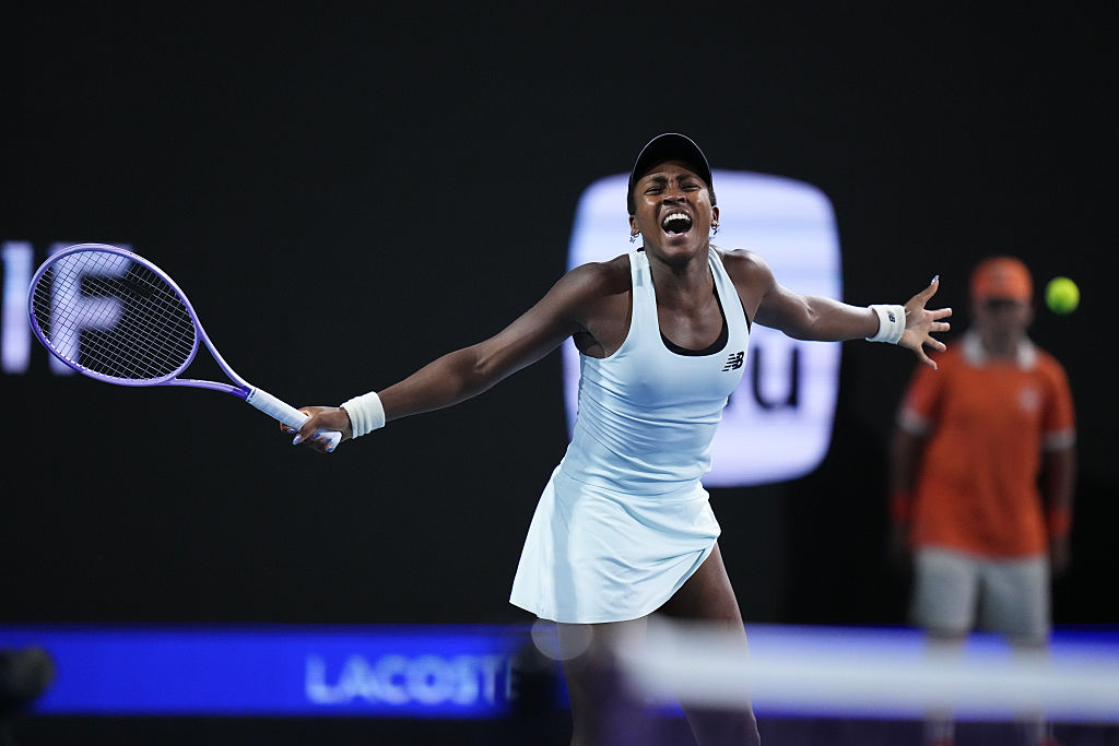 Coco Gauff Lội Ngược Dòng Ngoạn Mục, Lần Đầu Vào Bán Kết Miami - Kinh Nghiệm Cá Cược World Cup Không Thua