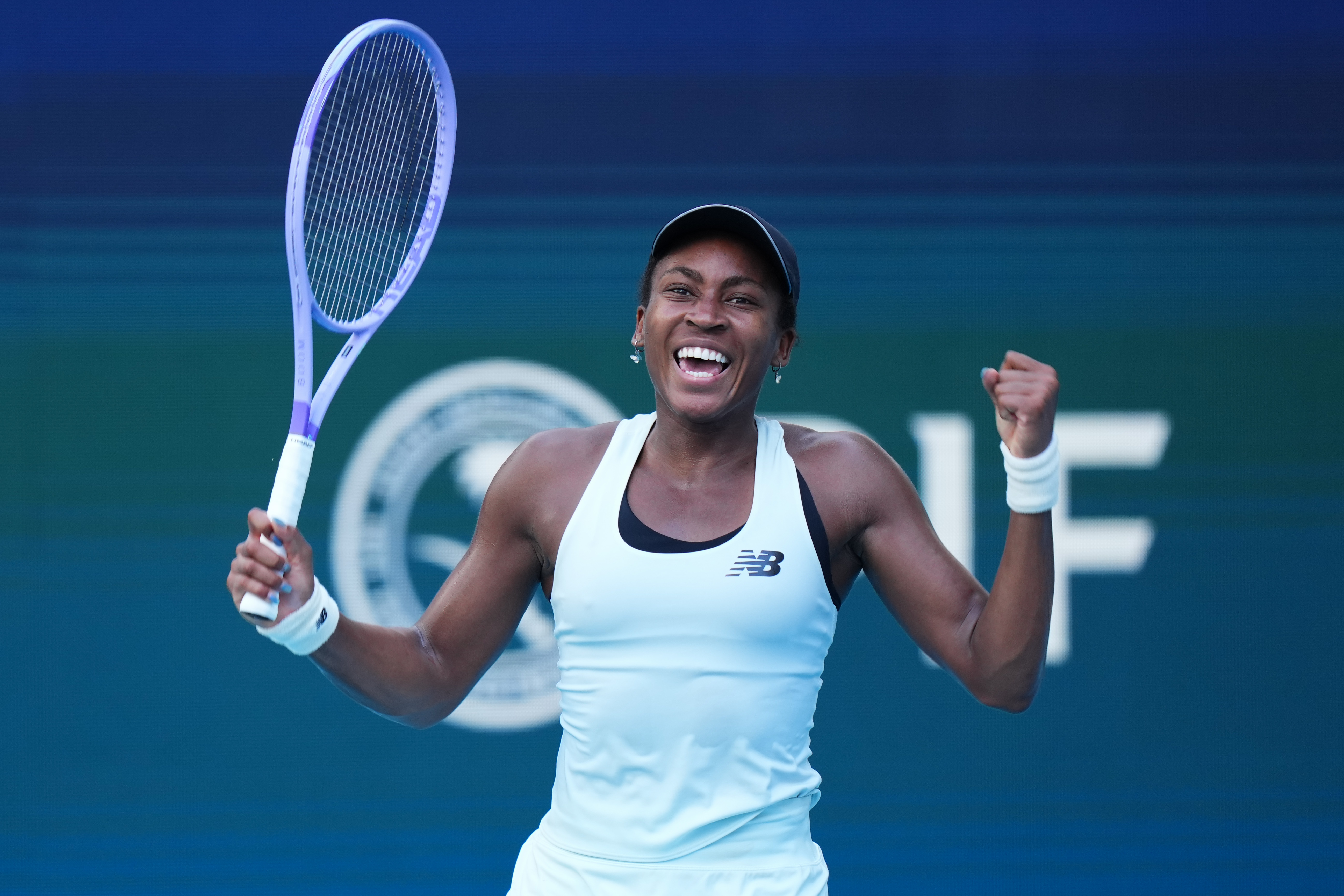 Coco Gauff Lần Đầu Vào Chung Kết Miami Open: Tỷ Số Bóng Rổ Trực Tiếp Và Các Trận Đấu Hấp Dẫn