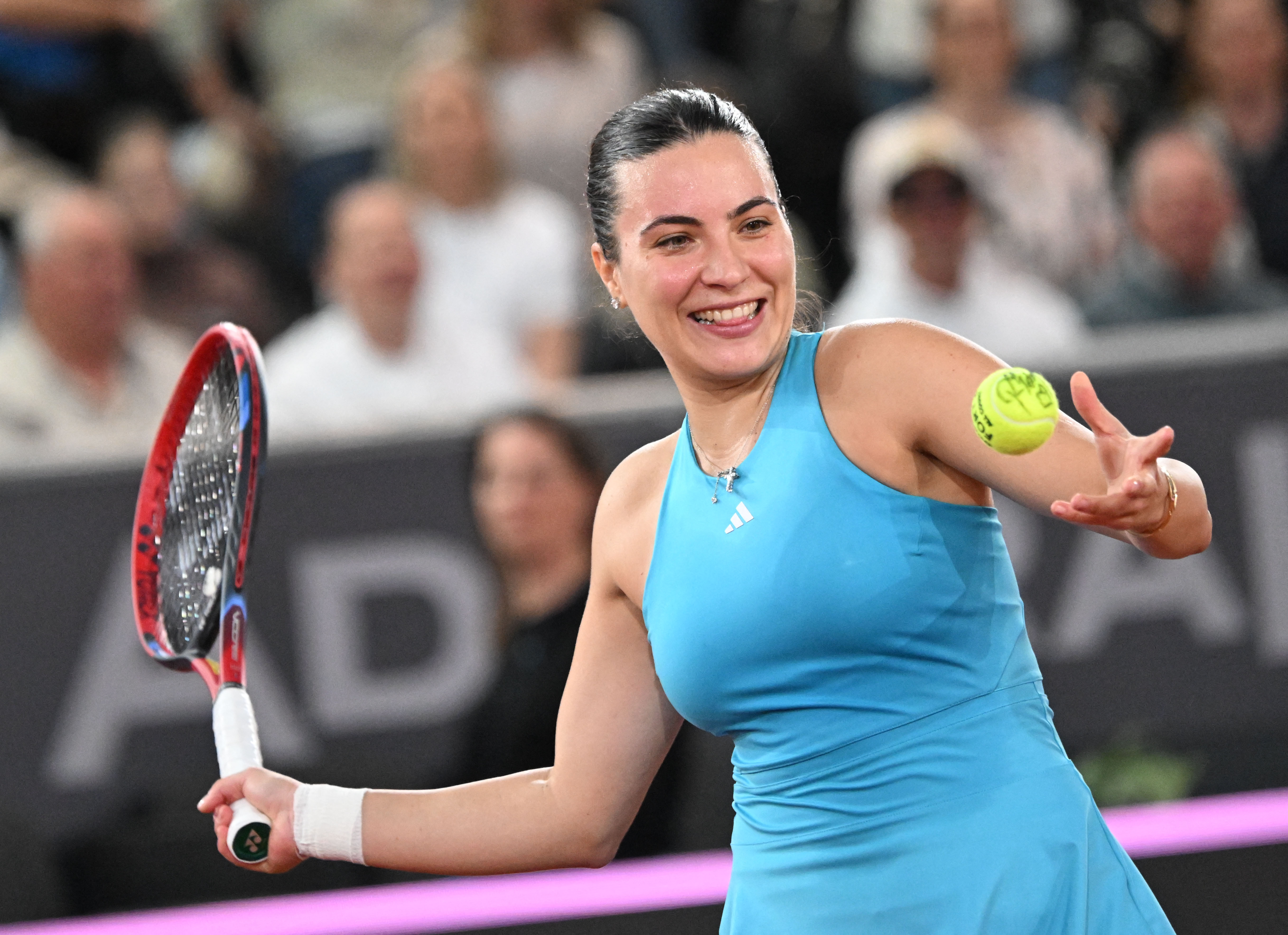 Bí Quyết Thành Công Của Ruse Tại Linz? Hóa Ra Là Nhờ Món Schnitzel!