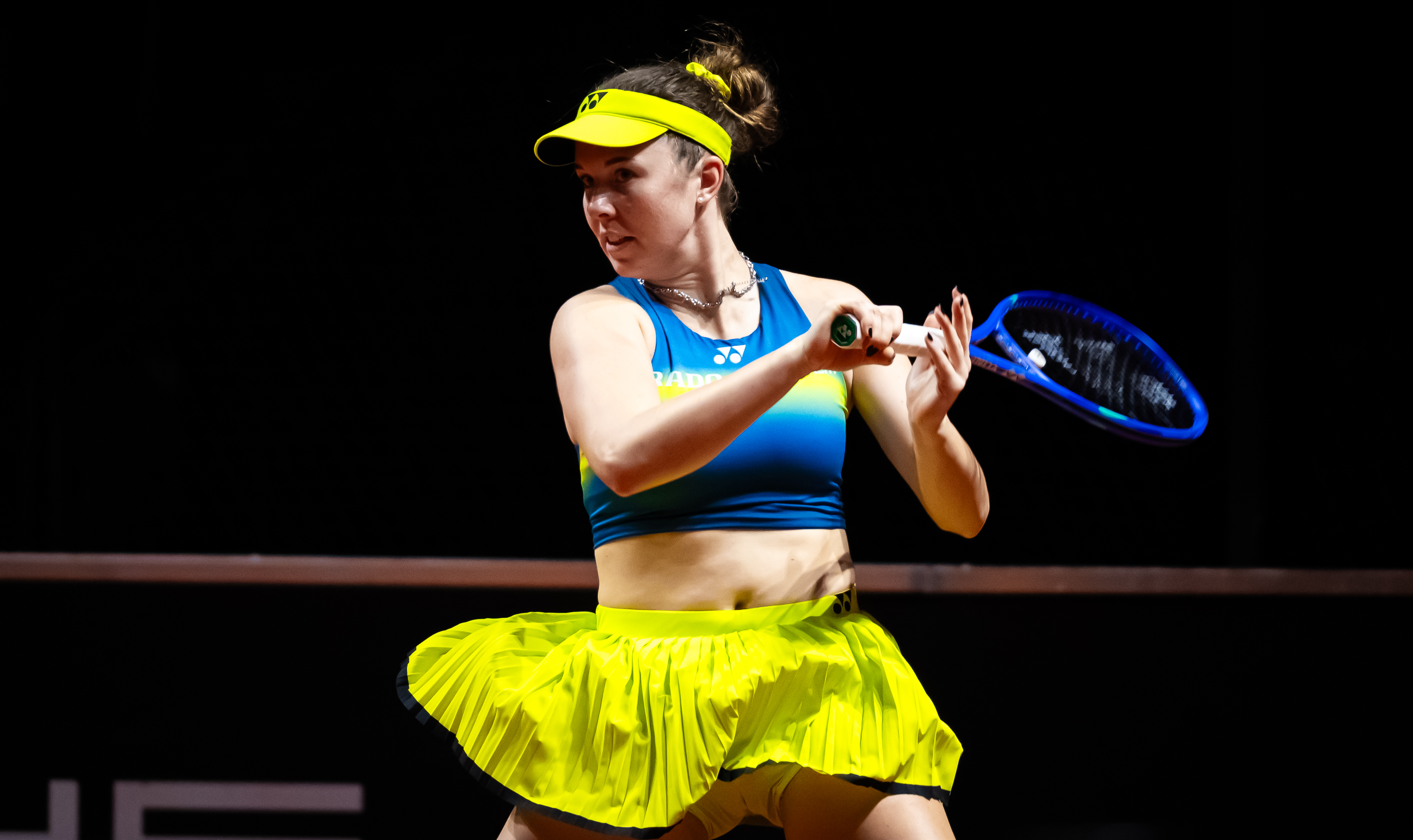 Linda Nosková Claims First Grand Slam Title at Wimbledon