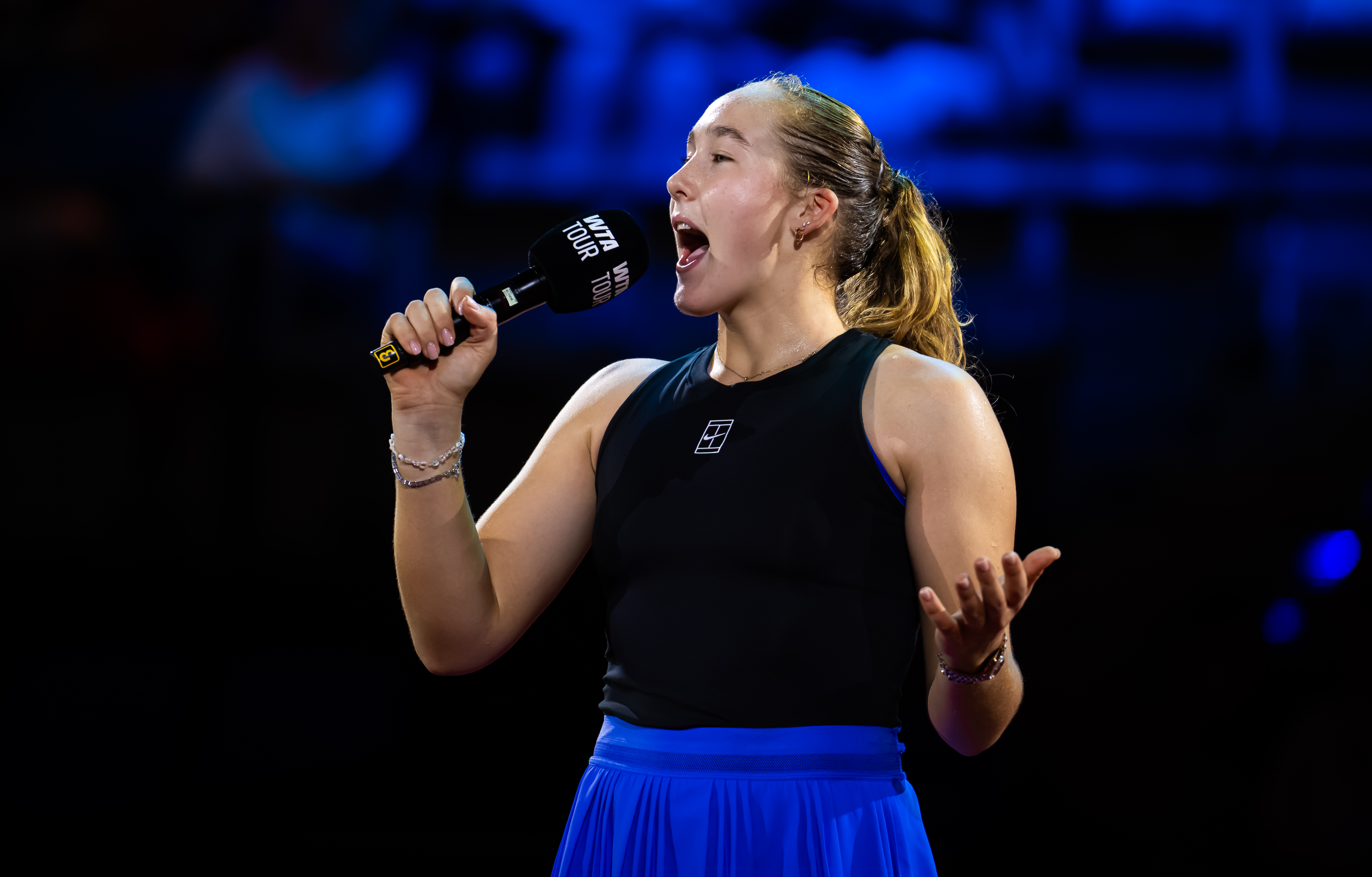 Mirra Andreeva Thắng Trận Thứ 6 Liên Tiếp Và Cách Đọc Kèo Bóng Đá Cho Người Mới