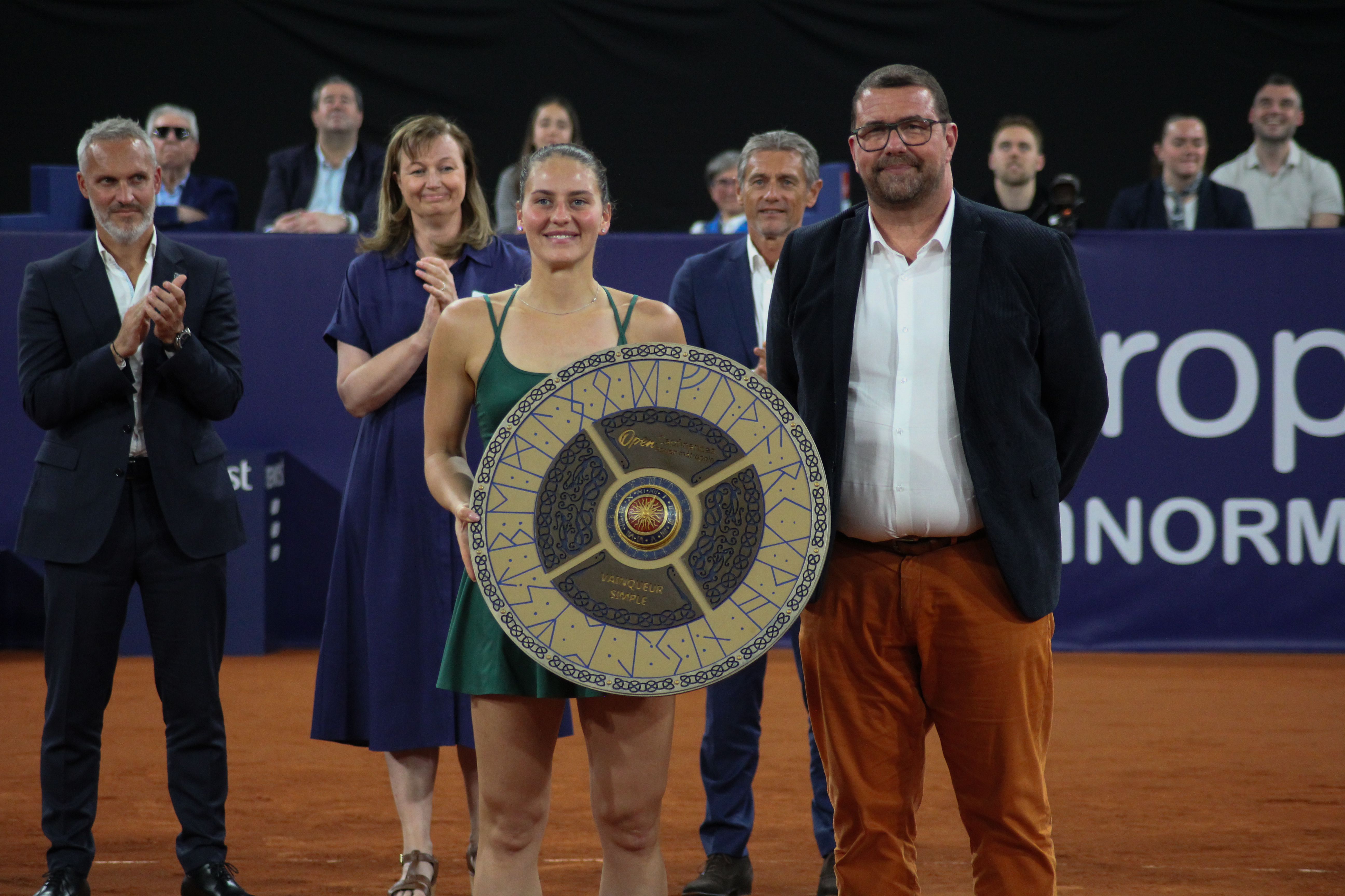 Marta Kostyuk Thắng Trận Chung Kết Lịch Sử Của Ukraine Tại Rouen