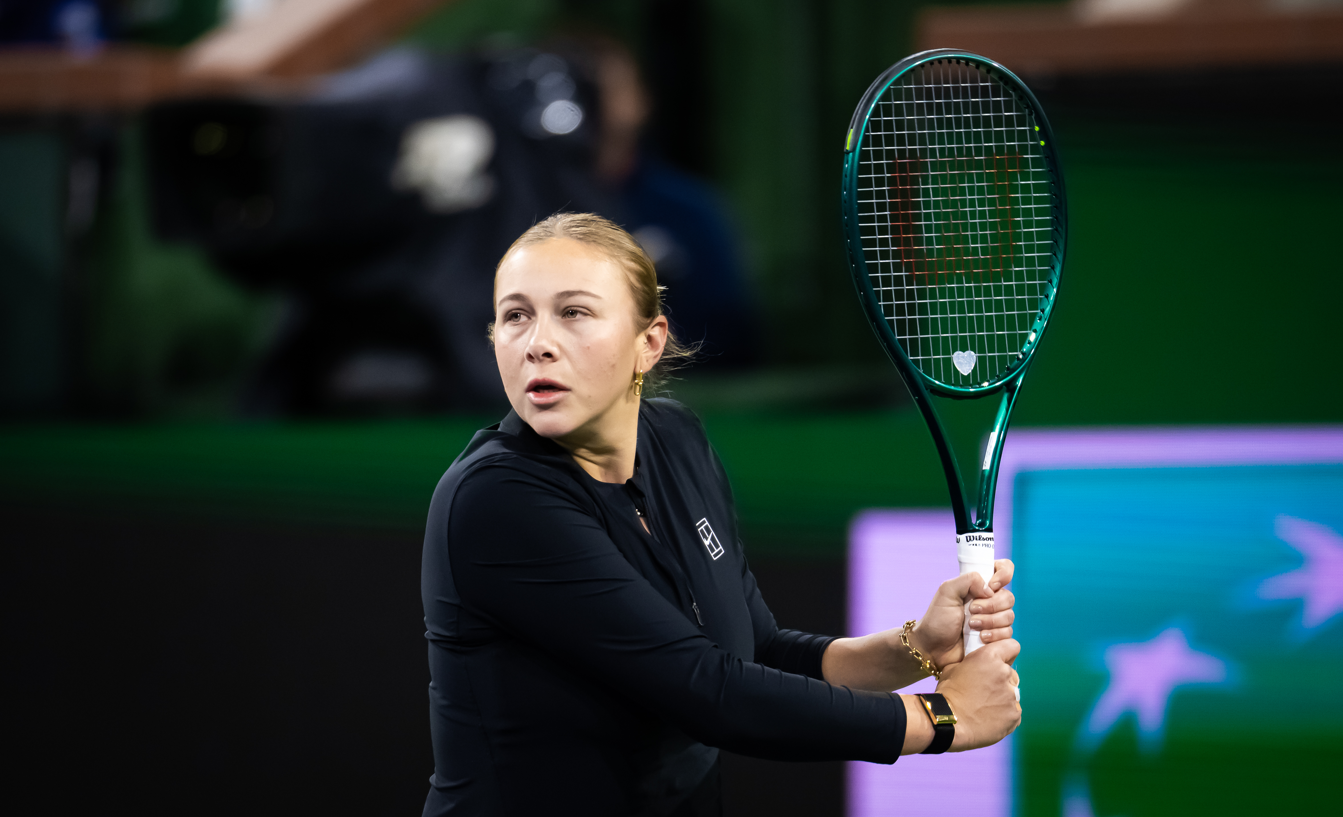 Anisimova và Alexandrova rút lui khỏi Madrid 2026: Chấn thương làm đảo lộn cuộc đua