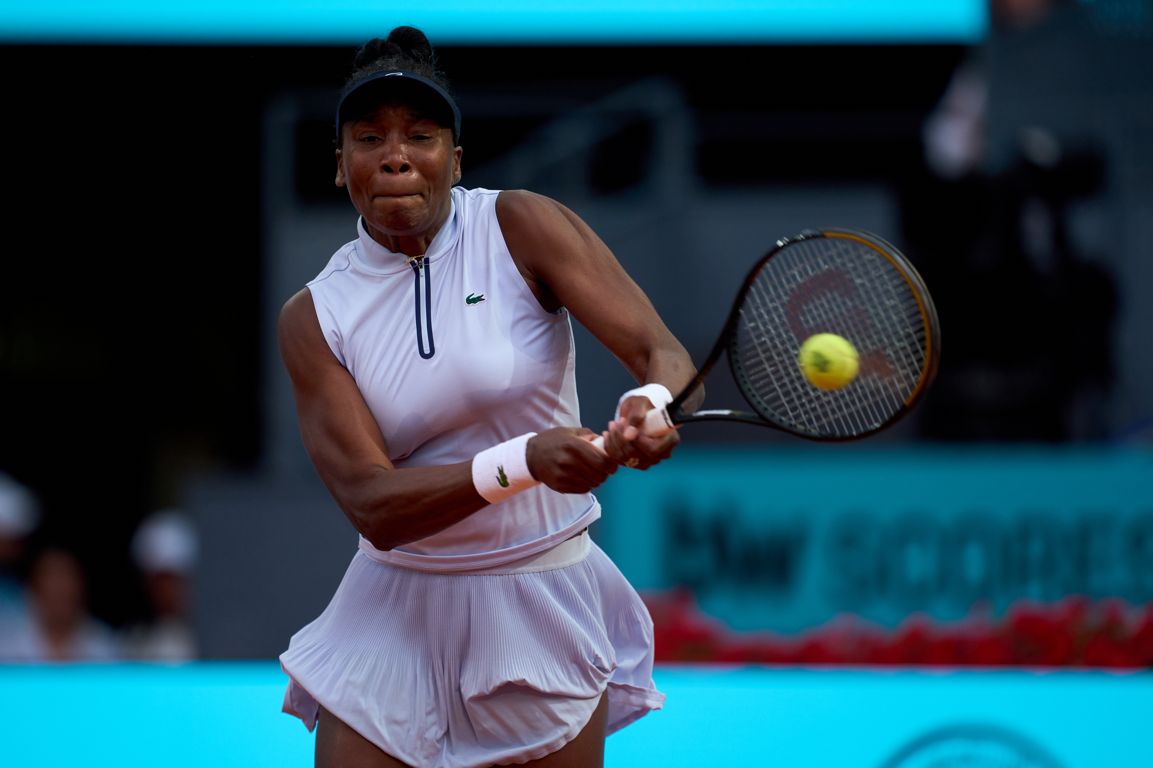 Venus Williams sau trận thua Madrid: 'Tôi muốn tiếp tục chơi trên mặt sân đất nện'