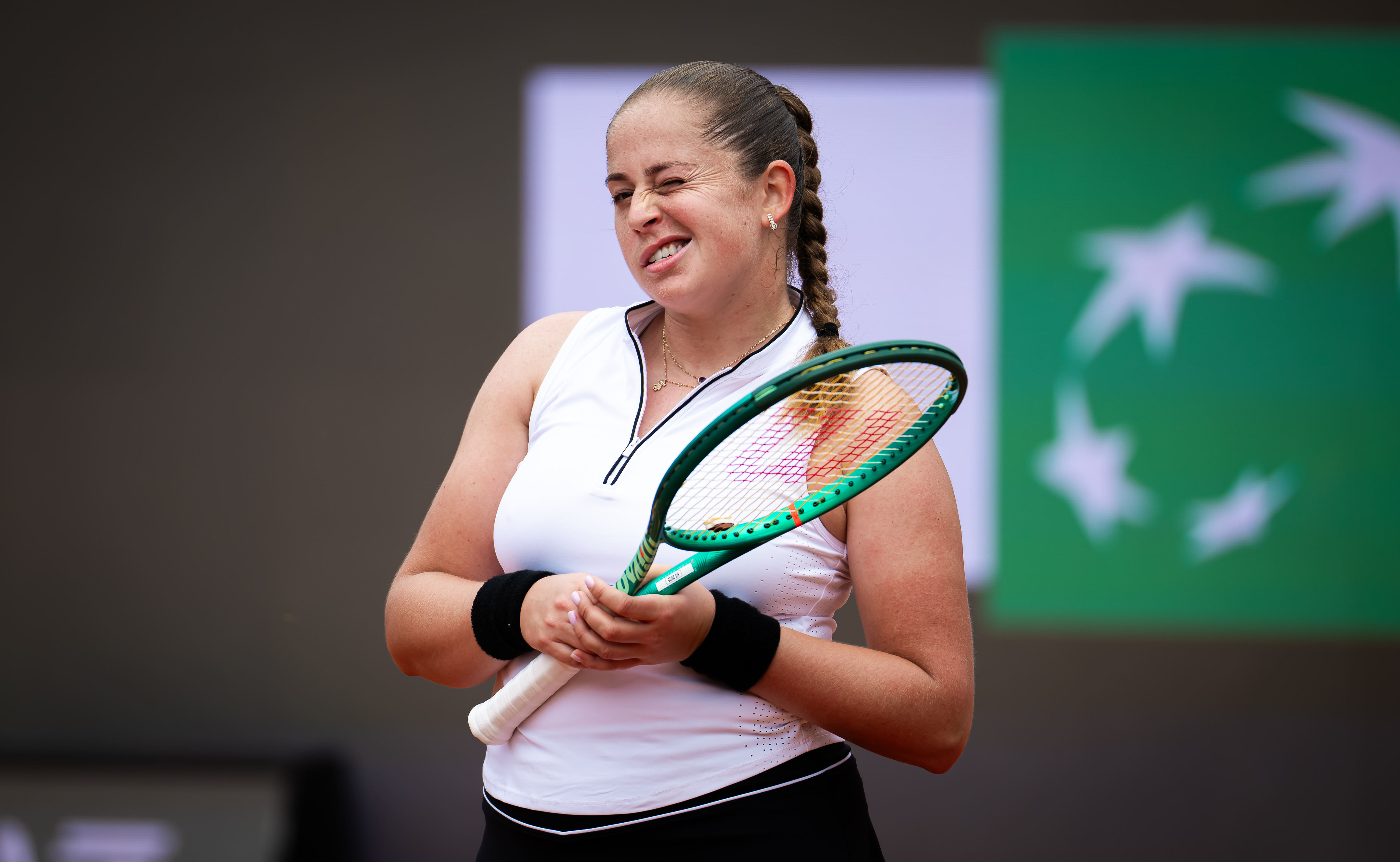 Ostapenko's Rome Stumble: On-Court Actions and Off-Court Rhetoric Fuel Debate